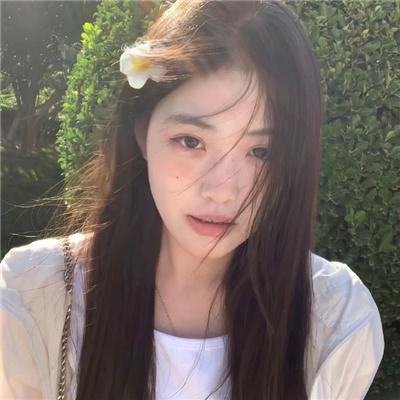 首次亮相